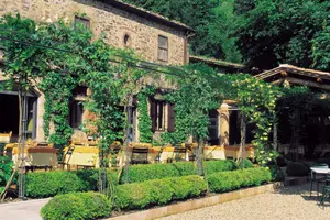 Staying at Tuscan wineries,  if only for a short time, is something that should be on everybody's bucket list. Rather be in this corner of Tuscany right now? Click here and start preparing to leave!