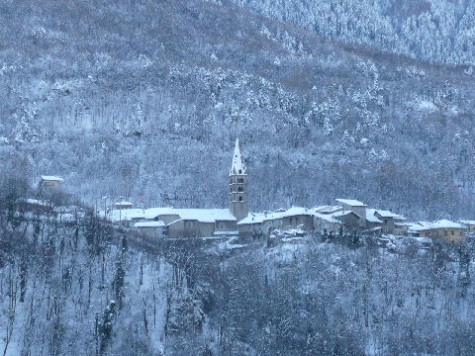 Some of the most loved Roman wine came from the wine estate now known as Casa Ronsil.  The Casa Ronsil family continues to produce excellent wines here and the Roman wine varieties…. 