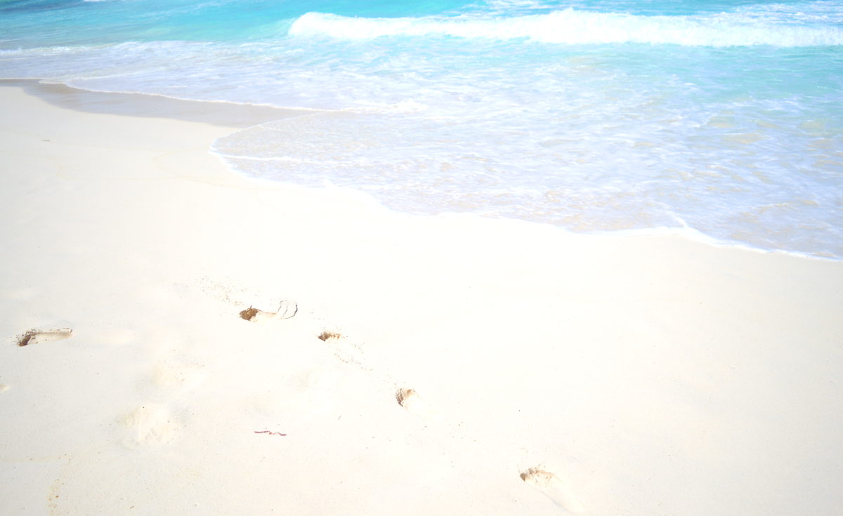 Which is the best beach in Puglia? One with endless stretches of white sand and crystal seas? There is one beach better than all others, locals call it the “Maldives”. 